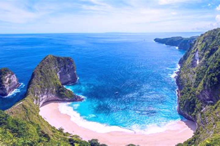 Emma, 37 — Escort in Ombarade, Indonesia