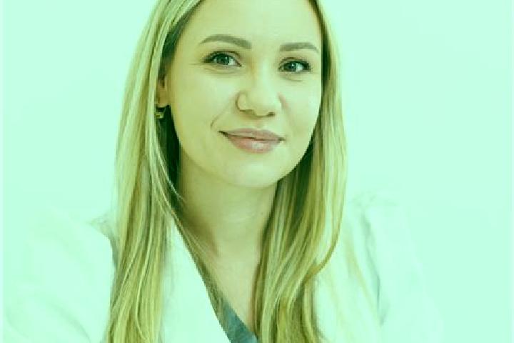 Emma, 37 — Escort in Surdila-Greci, Romania