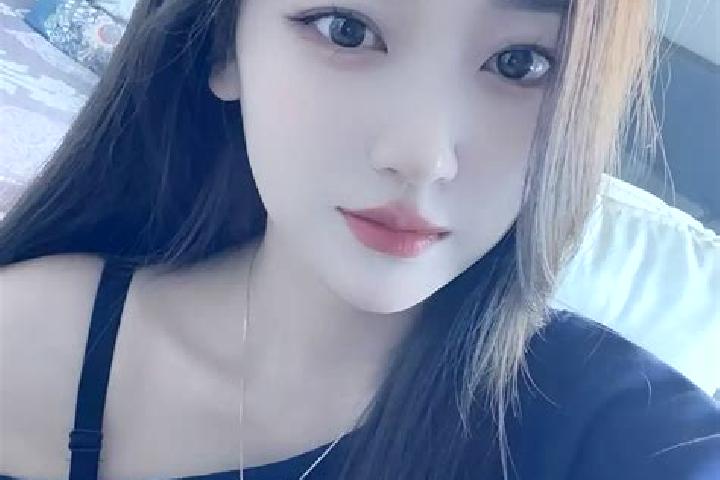 Emma, 37 — Escort in Taoyao, China