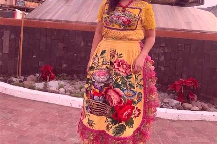 Emma, 37 — Escort in Tarecuato, Mexico
