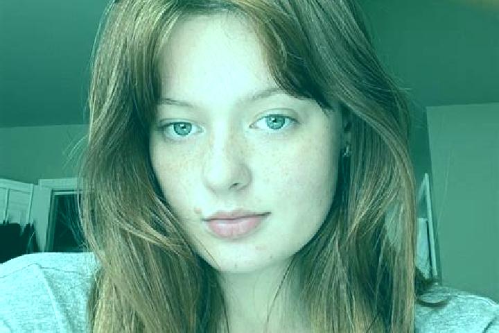 Emma, 38, a auburn dark-eyed caucasian companion based in Amou. Offering Dinner Date, Erotic Massage. Available for incall and outcall, overnight bookings av...