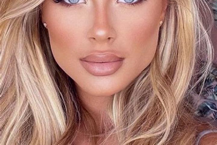 Emma, 38, a blonde hazel-eyed latina companion based in Liebenwalde. Offering 69, BDSM, OWO. Available for incall and outcall, overnight bookings available.