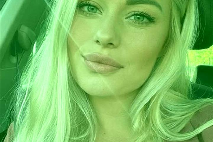 Emma, 38, a blonde hazel-eyed middle eastern companion based in Sidorukun. Offering Fetish, Deep French Kissing, Prostate Massage, 69, Dinner Date. Available...