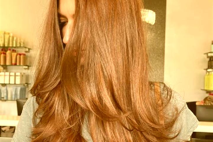Emma, 38, a chestnut brown-eyed slavic companion based in Ganesti. Offering CIM, Erotic Massage, GFE, 69. Available for incall and outcall, overnight booking...