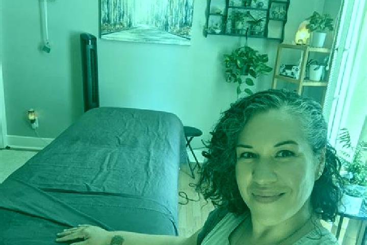 Emma, 38, a red green-eyed caribbean companion based in Gloria do Goita. Offering Erotic Massage, Duos, 69. Available for incall and outcall, overnight booki...