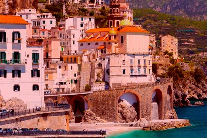 Emma, 38 — Escort in Cilavegna, Italy