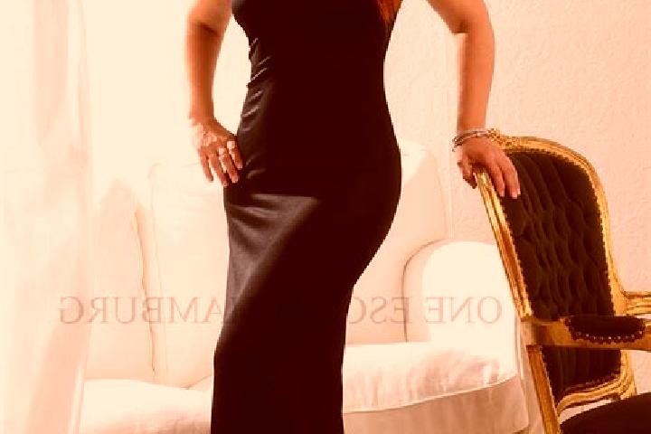 Emma, 38 — Escort in Hamburg-Mitte, Germany