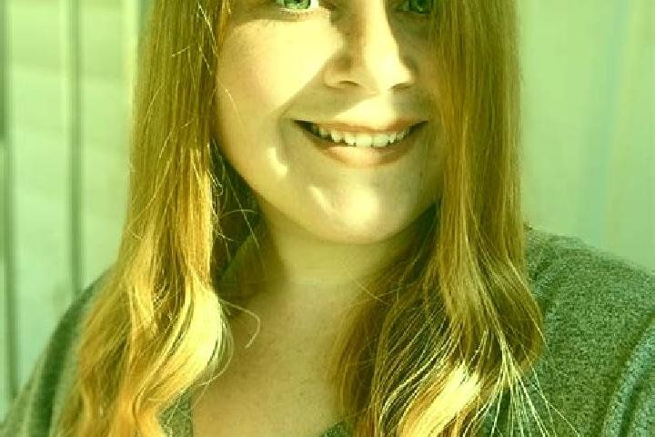 Emma, 38 — Escort in Mullen, United States