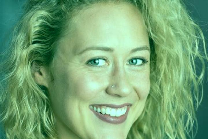 Emma, 38 — Escort in Pearsall, United States