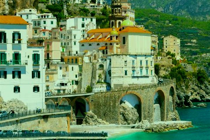Emma, 38 — Escort in Roccalumera, Italy