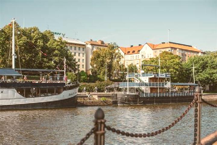 Emma, 38 — Escort in Samppalinna, Finland