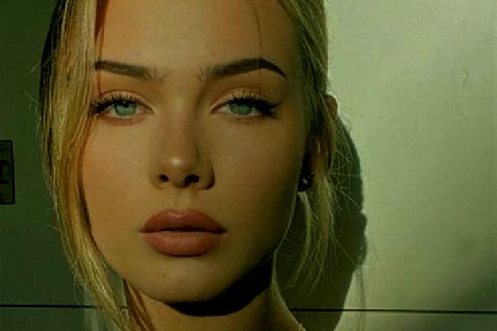 Emma, 39, a blonde grey-eyed european companion based in Zamostea. Offering Prostate Massage, GFE, Party Girl, Erotic Massage. Available for incall and outca...