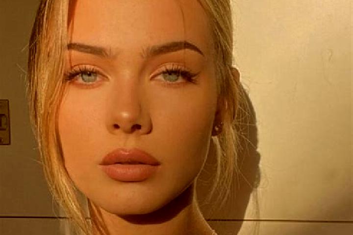 Emma, 39, a red blue-eyed european companion based in San Juan de la Virgen. Offering Tantra, Overnight, Fetish. Available for incall and outcall, day and ev...