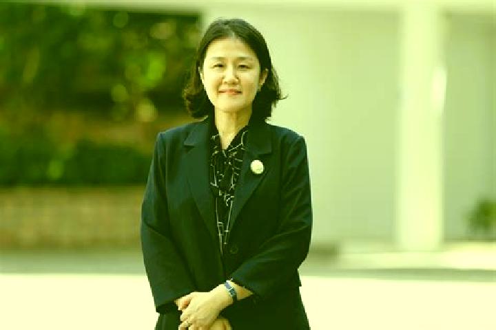 Emma, 39 — Escort in Sinwon-up, North Korea
