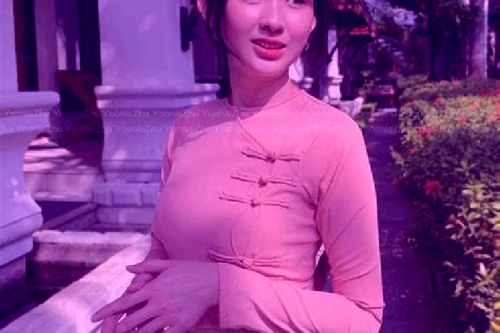 Emma, 39 — Escort in Taungtalok, Myanmar