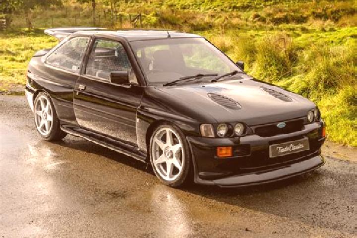 escort Adavere