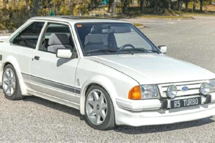 escort Adeane