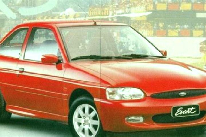 escort Adelino