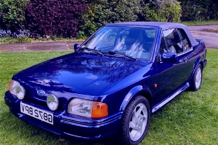 escort Adiwerna