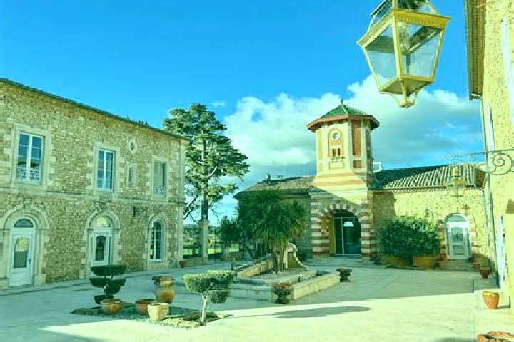 escort Aigues-Vives