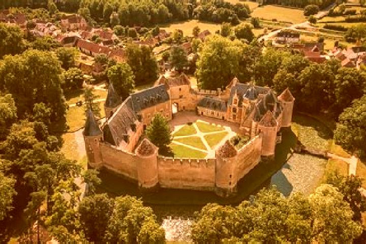 escort Ainay-le-Chateau