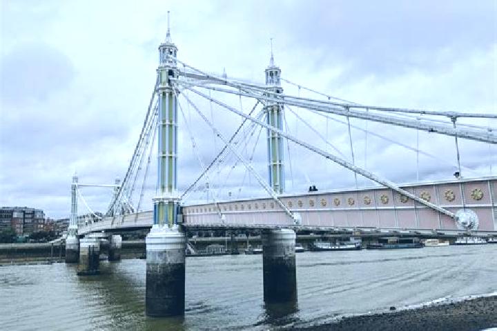 escort Albert Bridge