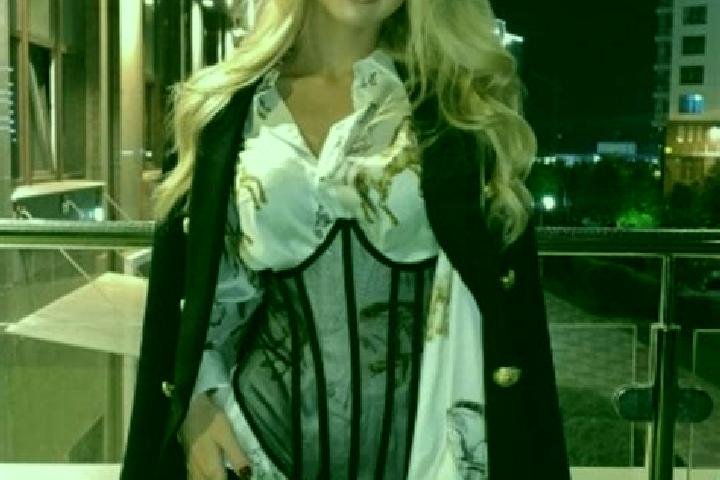 escort Alexandra