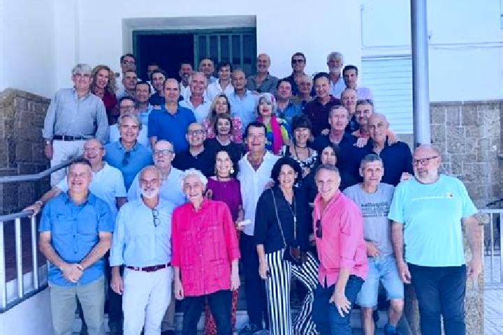 escort Alfonso Garzon [Granjas Familiares]