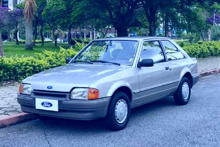 escort Alustante