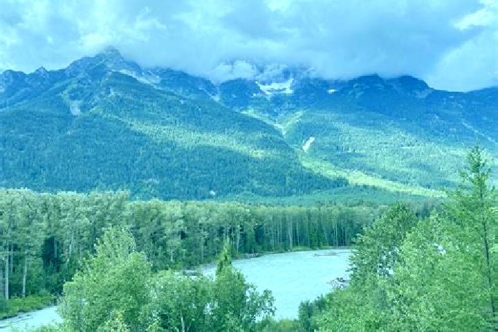 escort Anahim Lake