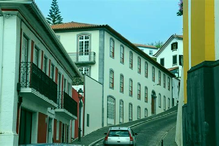 escort Angra do Heroismo
