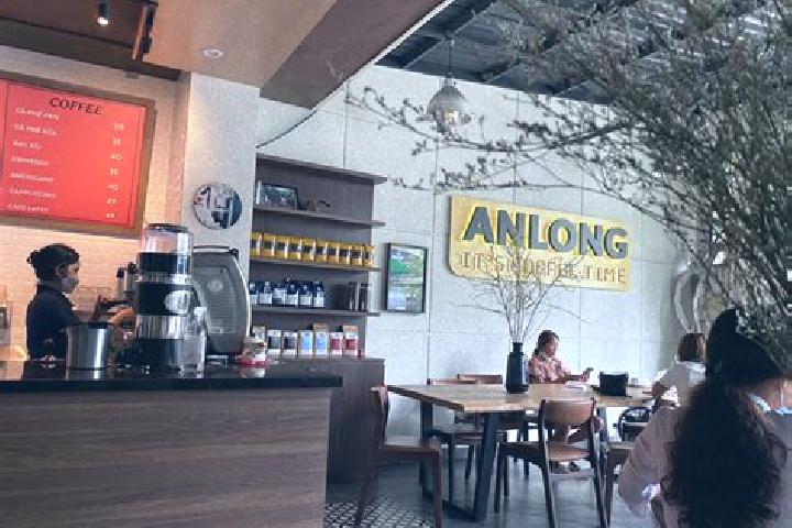escort Anlong Veaeng