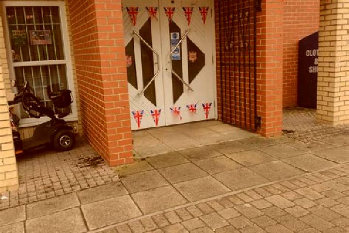 escort Annfield Plain