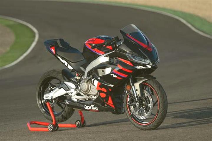 escort Aprilia