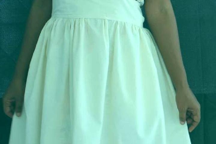 escort Apron-Pronou