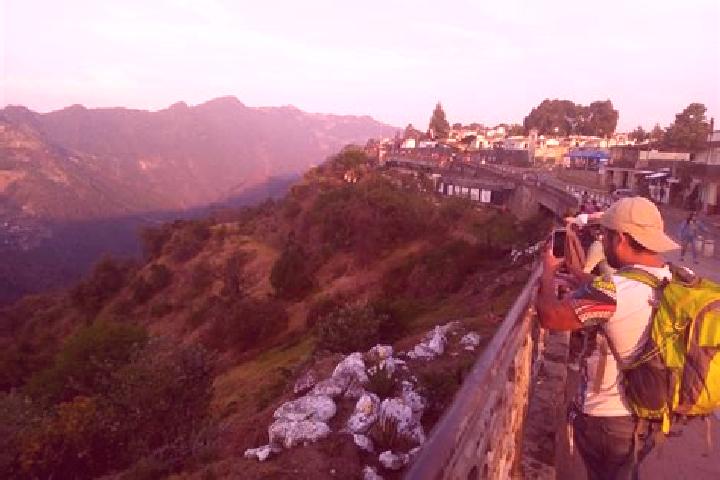 escort Atzingo (La Cumbre)