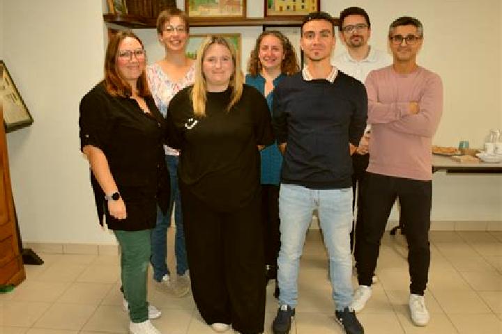 escort Auberives-sur-Vareze
