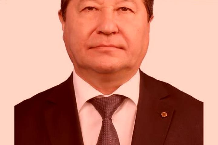 escort Auezov