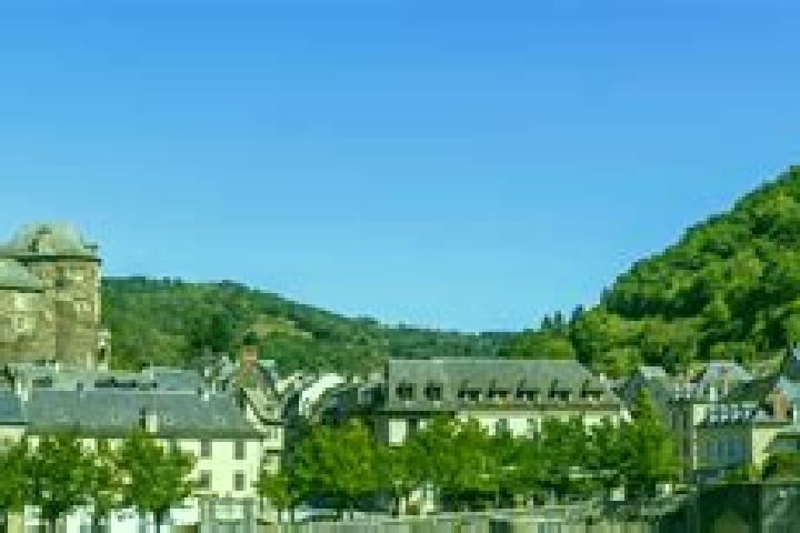 escort Aumont-Aubrac