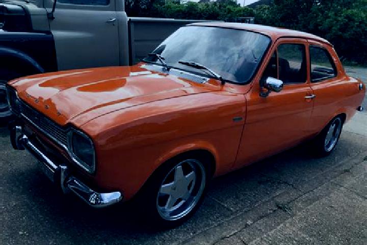 escort Auseu