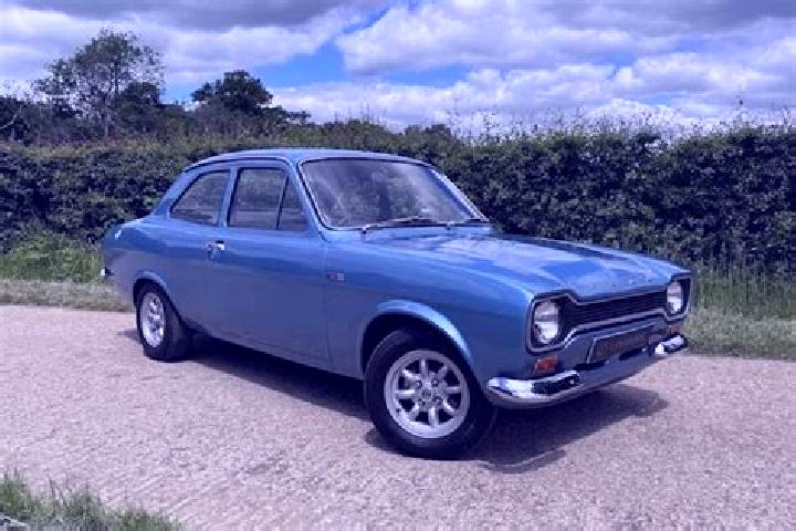 escort Avanur