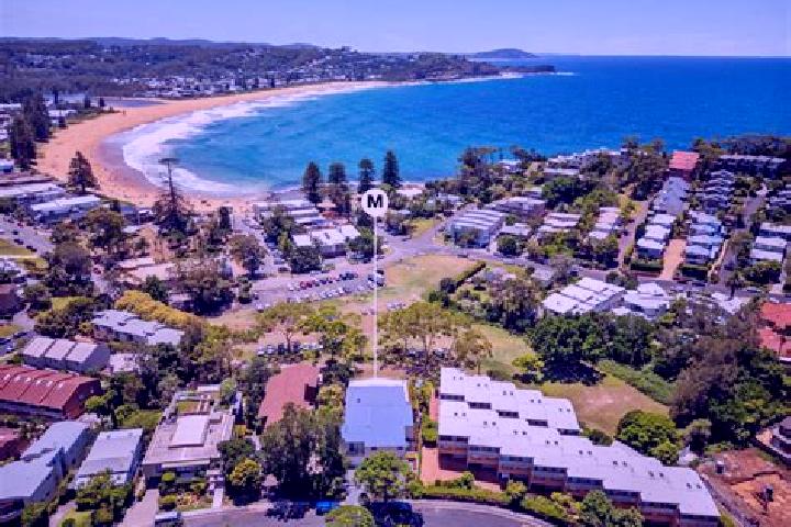 escort Avoca Beach