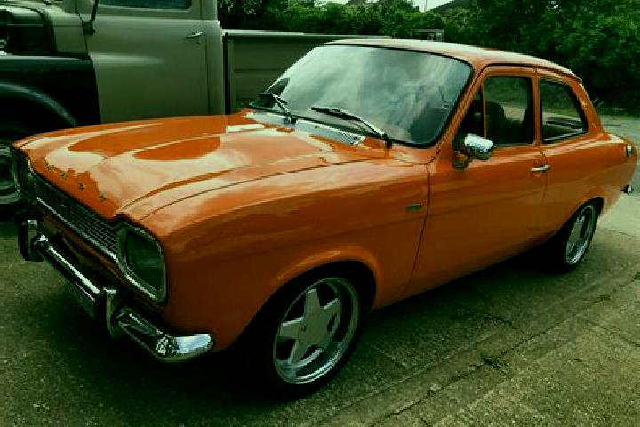 escort Avrainville