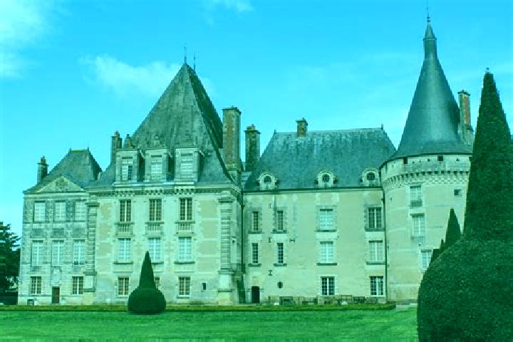 escort Azay-le-Ferron