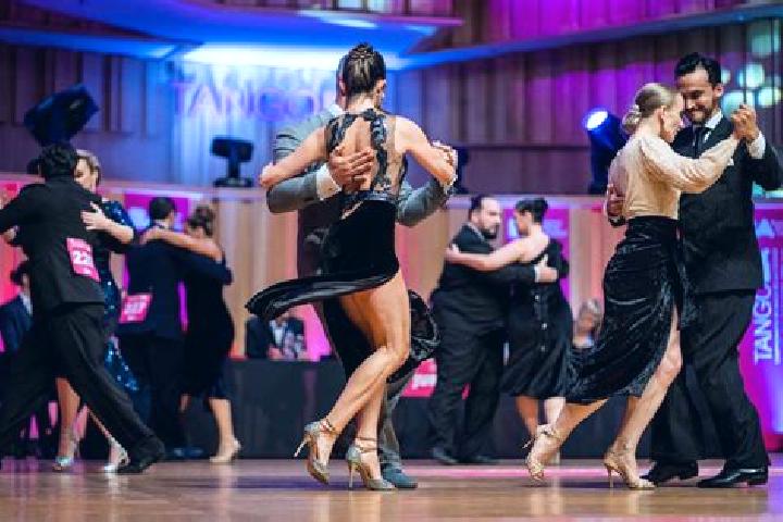 escort Bailadores
