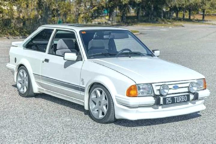escort Banari