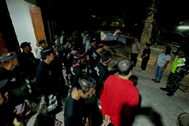 escort Banjar Desa Tengah
