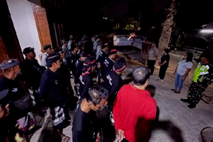escort Banjar Tengah
