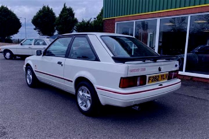 escort Baracs