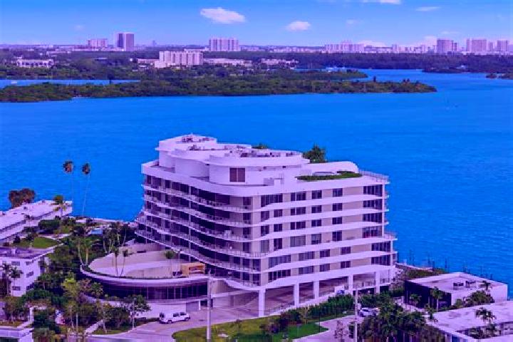 escort Bay Harbor Islands
